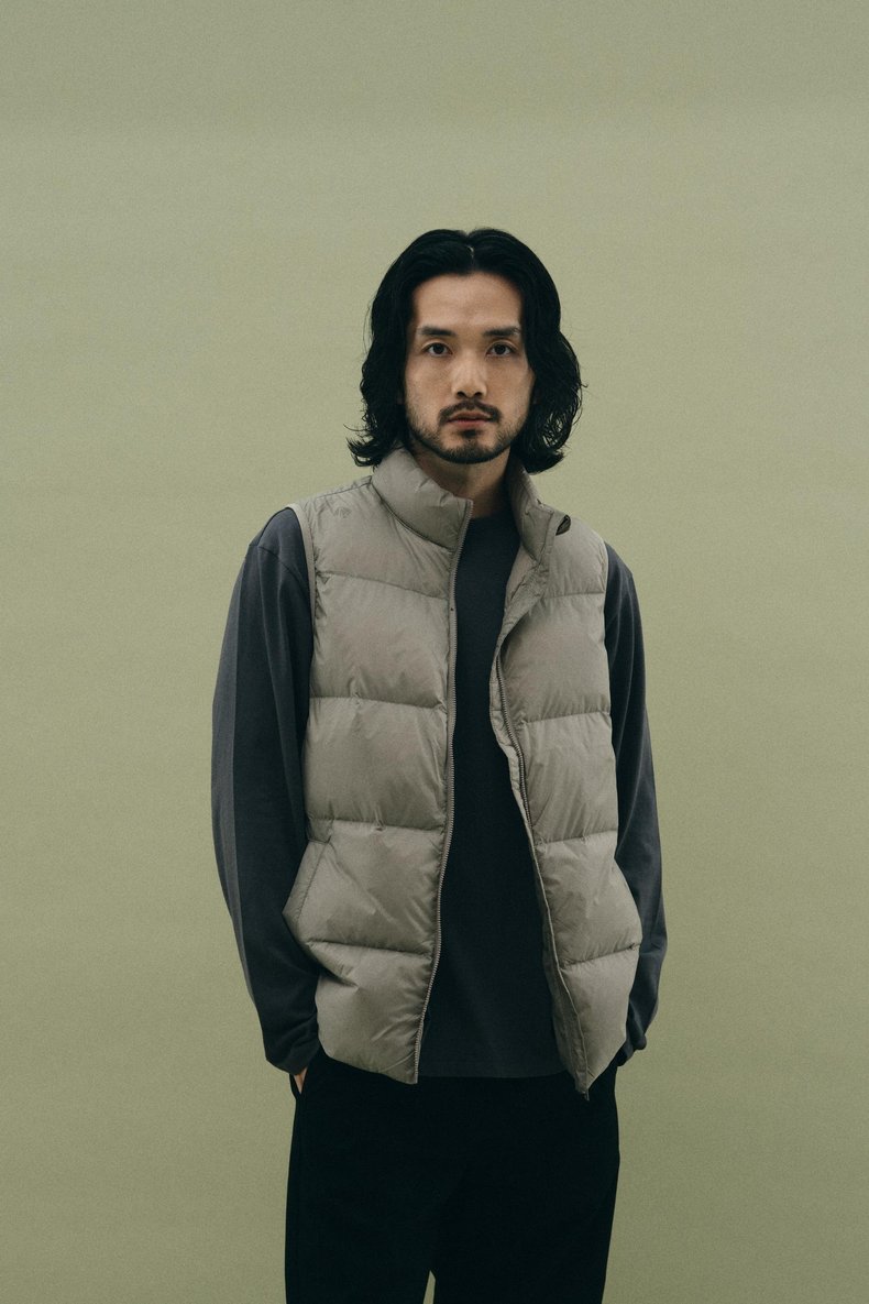 도스 덕다운 경량 패딩 조끼 공용