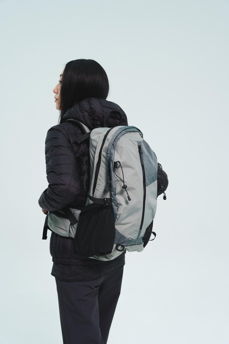 마치 경량 트레킹 백팩 30L