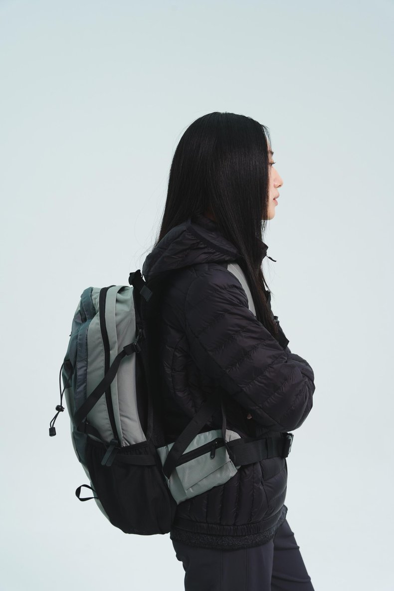 마치 경량 트레킹 백팩 30L