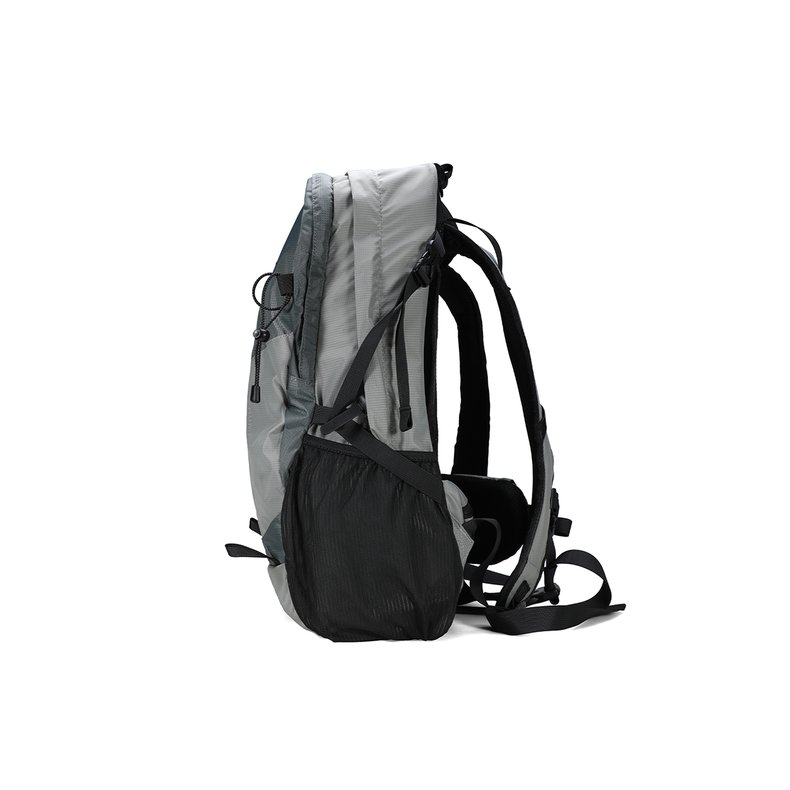 마치 경량 트레킹 백팩 30L
