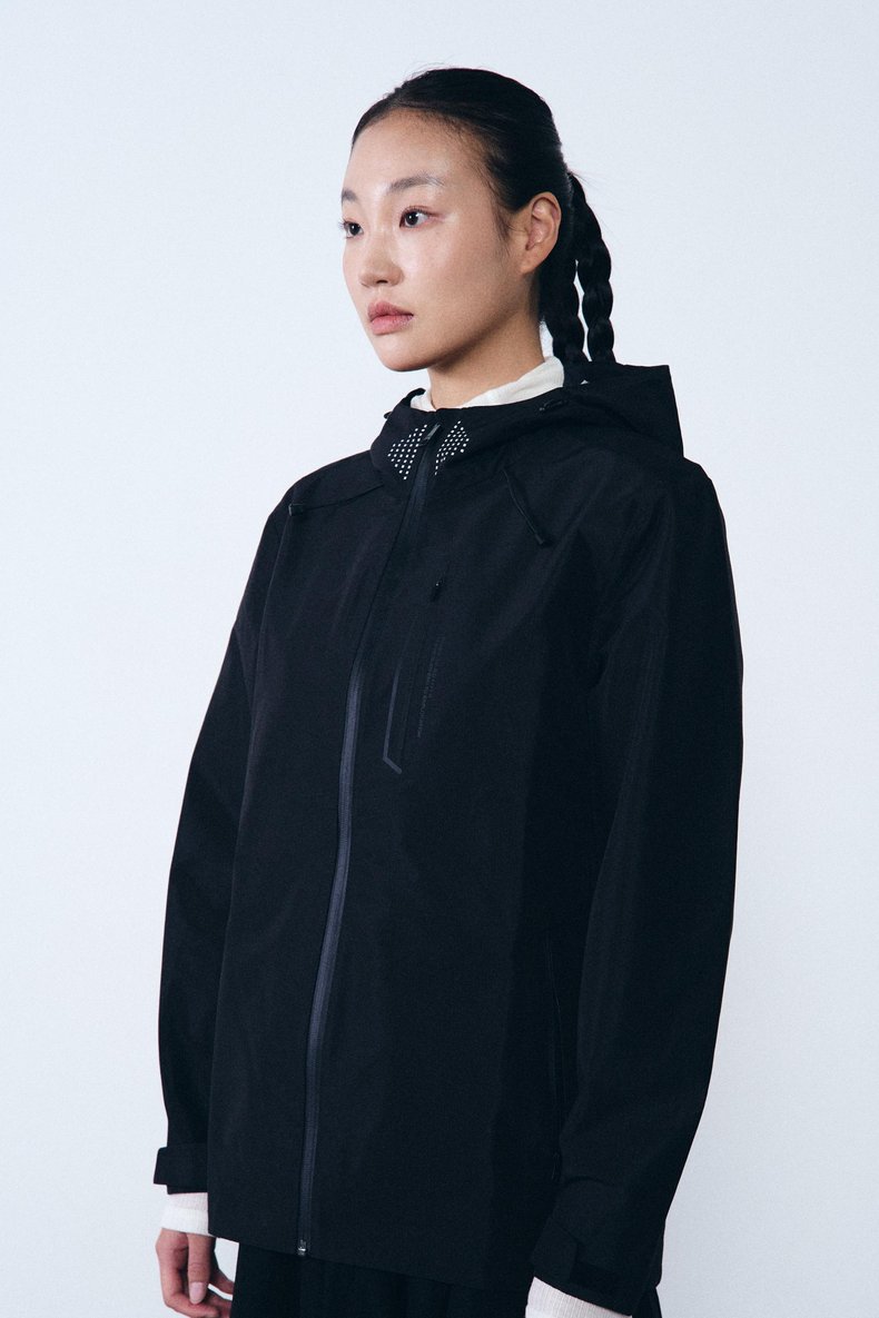 Alpha Hard Shell Jacket (Women's)